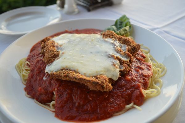 THE WONDER BAR STEAKHOUSE by null