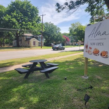 Alma - Outdoor seating - Coffee & Tea Near Me - Irving, Texas Alma - Outdoor seating - Coffee & Tea Near Me - Irving, Texas