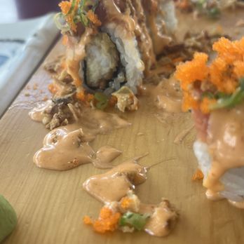 Hi Sushi - Volcano roll, level 3 spicy - Japanese Near Me - Cheyenne, Wyoming