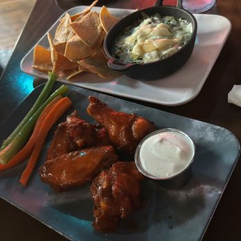 18bin - Bars Near Me - Las Vegas, Nevada