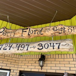 Perry Floral and Gift Shop - Entrance sign