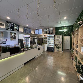 Dr Juice - Cutest interior - Acai Bowls Near Me - Glendale, California Dr Juice - Cutest interior - Acai Bowls Near Me - Glendale, California