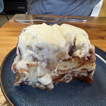 Bare Bistro- Fedora's Cakes & Bakes - Cinnamon roll - Cafes Near Me - Banff, Alberta Bare Bistro- Fedora's Cakes & Bakes - Cinnamon roll - Cafes Near Me - Banff, Alberta