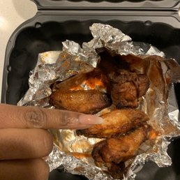 Chicken wing is the size of my pinky nail lol Chicken wing is the size of my pinky nail lol