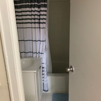 LeFrak City - Full bath - Apartments Near Me - Elmhurst, New York