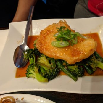 Le Soleil - Caramelized sea bass - Vietnamese Near Me - San Francisco, California Le Soleil - Caramelized sea bass - Vietnamese Near Me - San Francisco, California