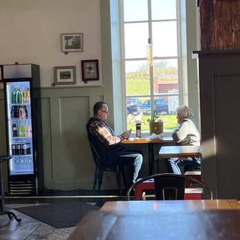 Johnson Hall Coffee House - A couple having breakfast together - Coffee & Tea Near Me - Hulmeville, Pennsylvania