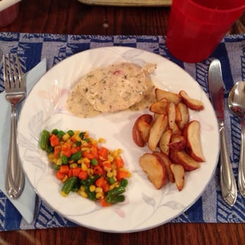 Dream Dinners - French tarragon chicken with red skin potatoes and our own added mixed vegetables. Thanks dream dinners. - Specialty Food Near Me - Plainville, Massachusetts Dream Dinners - French tarragon chicken with red skin potatoes and our own added mixed vegetables. Thanks dream dinners. - Specialty Food Near Me - Plainville, Massachusetts