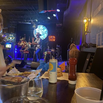 The Local - Musicians playing at restaurant/bar. - Bars Near Me - Nashville, Tennessee The Local - Musicians playing at restaurant/bar. - Bars Near Me - Nashville, Tennessee