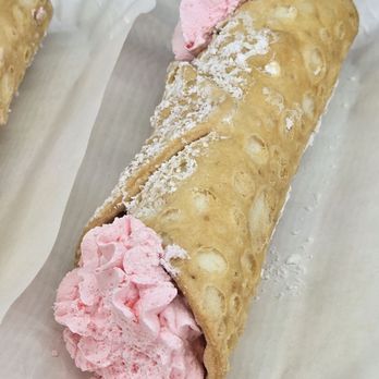 Williams Bakery - Cannoli - Desserts Near Me - Corydon, Indiana Williams Bakery - Cannoli - Desserts Near Me - Corydon, Indiana