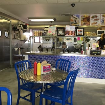 Chilly Jilly'z Bakery & Cafe - Ice Cream & Frozen Yogurt Near Me - Boulder City, Nevada