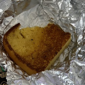 Canyons Barbeque - Canyons Cornbread- lacks any flavor of what traditional  cornbread taste and looks like. I do not recommend - Barbeque Near Me - Castro Valley, California