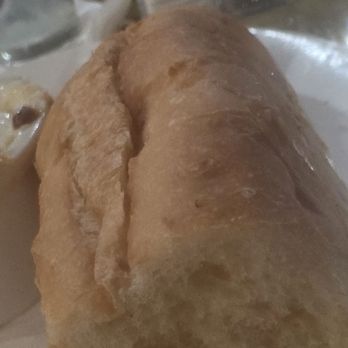 Suicide Bridge Restaurant - bread - Seafood Near Me - Hurlock, Maryland