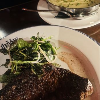The View - Steak with mashed potatoes - Lounges Near Me - New York, New York The View - Steak with mashed potatoes - Lounges Near Me - New York, New York