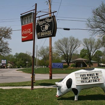 Piggy's Place Bar-B-Que - ows a cow with a sign on it - Barbeque Near Me - Tullahoma, Tennessee Piggy's Place Bar-B-Que - ows a cow with a sign on it - Barbeque Near Me - Tullahoma, Tennessee