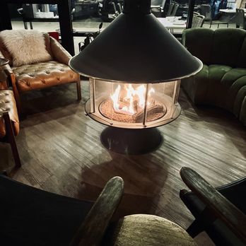 Wooden Paddle - Interior fireplace - Pizza Near Me - La Grange, Illinois Wooden Paddle - Interior fireplace - Pizza Near Me - La Grange, Illinois