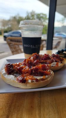 SOCIAL HOUSE COFFEE by null