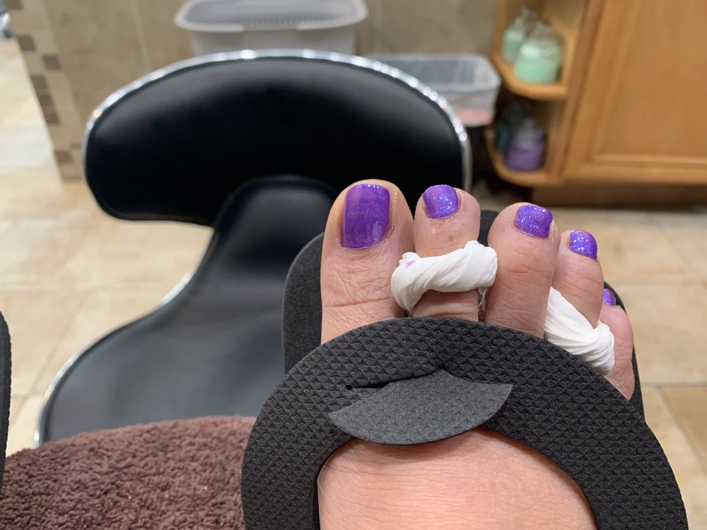 Salon 212 & Day Spa Image