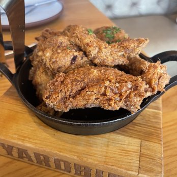 Yardbird Table & Bar - Lewellyn 's Fine Fried Chicken - Southern Near Me - Miami Beach, Florida
