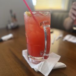 Eedo's Restaurant & Bar - Strawberry lemonade