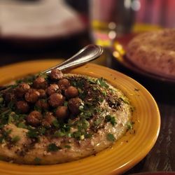 Fandi Mata - Hummus
