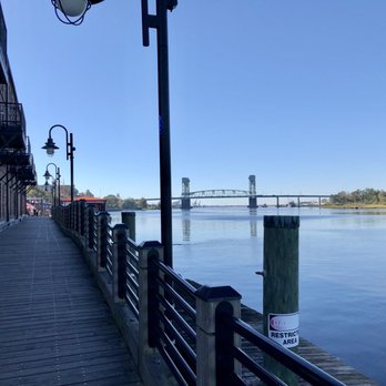 Wilmington Riverwalk - Parks Near Me - Wilmington, North Carolina Wilmington Riverwalk - Parks Near Me - Wilmington, North Carolina