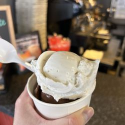 J P Licks - Charles Street - Madagascar Vanilla (Coconut) Dairy Free Ice Cream and Chocolate (coconut) Dairy Free Ice Cream