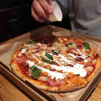 Blaze Pizza - Buffalo chicken pineapple bacon - Pizza Near Me - Riverside, California Blaze Pizza - Buffalo chicken pineapple bacon - Pizza Near Me - Riverside, California
