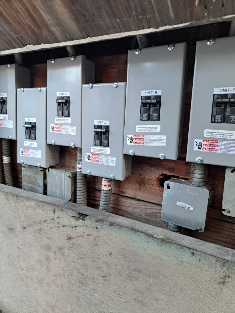 Slide of CD Ampers