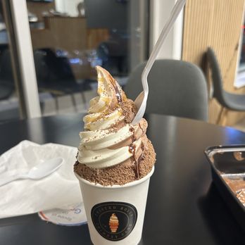 Twisted Rolls Chimney Cake - Chocolate Chimney Cone - Ice Cream & Frozen Yogurt Near Me - Ballwin, Missouri