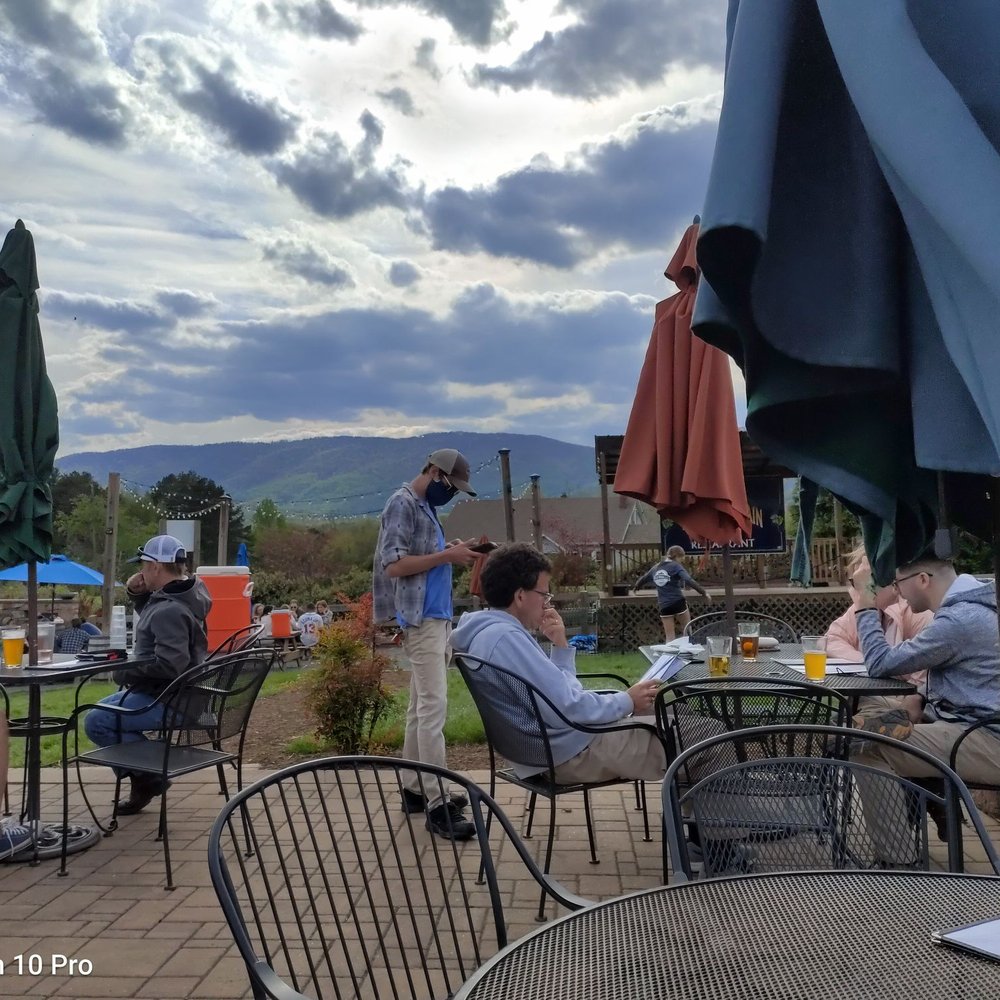Blue Mountain Brewery - Blue Mountain Brewery and Restaurant - Brewpubs Near Me - Afton, Virginia Blue Mountain Brewery - Blue Mountain Brewery and Restaurant - Brewpubs Near Me - Afton, Virginia