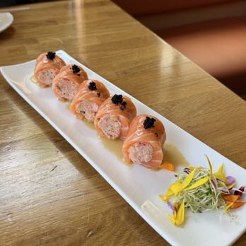 IZAKAYA OSEN - Miso Crab Salmon - Sushi Bars Near Me - Los Angeles, California