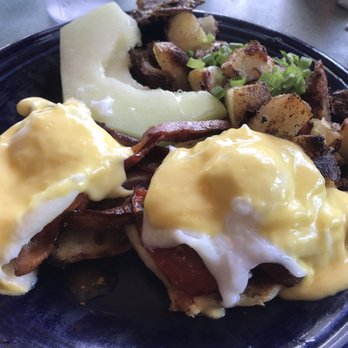 The Pantry - Eggs benedict - Breakfast & Brunch Near Me - New Haven, Connecticut