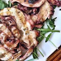 La Marinara - Gegrillter Polpo (Krake) mit Rucola