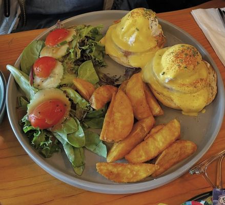 KAN KIIN BRUNCH & THAI EATERY by null