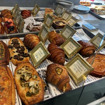 ID-Eclair - Bakeries Near Me - Pasadena, California