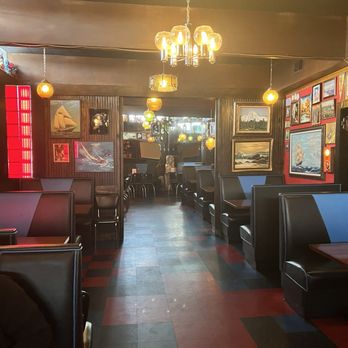 Sisters And Brothers - Dining Space - Bars Near Me - Seattle, Washington Sisters And Brothers - Dining Space - Bars Near Me - Seattle, Washington