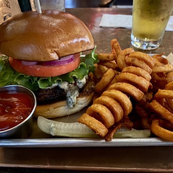 Teddy's Bar & Grill - Teddy's Beef Burger - Bars Near Me - Brooklyn, New York