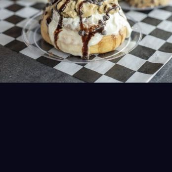 Cinnaholic - Bakeries Near Me - Boca Raton, Florida