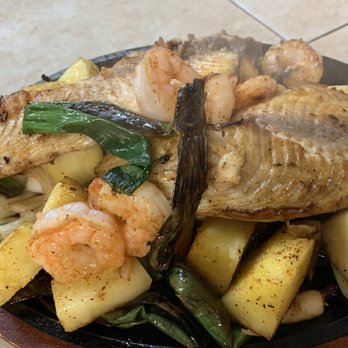 La Victoria - Pescado Tropical - Salad Near Me - Silver Lake, Kansas La Victoria - Pescado Tropical - Salad Near Me - Silver Lake, Kansas