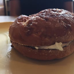 Cinnamon Crunch Bagel