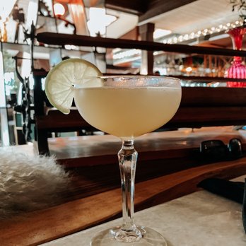 Harlow’s - American Near Me - Bonsall, California
