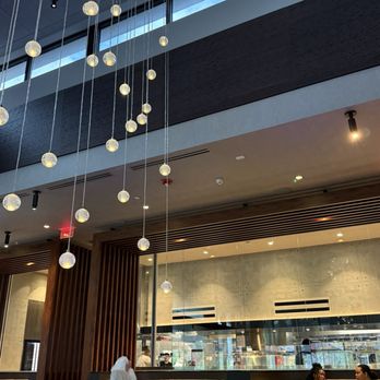 Kaluz  Restaurants - Decor - New American Near Me - Plantation, Florida