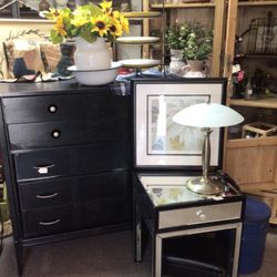 Consign and Design - Home decor