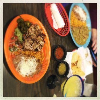Gloria's Kitchen - Mexican Near Me - Ventura, California