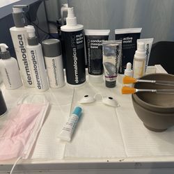 Revitalize Omi’s Spa Services  - Dermalogica Pro 60 Facial