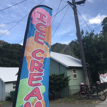 Canyon Creamery - The sign outside! - Ice Cream & Frozen Yogurt Near Me - Riggins, Idaho