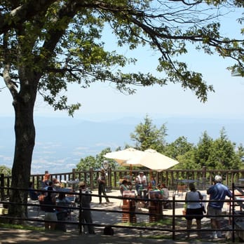 Skyland - Skyland patio overlooking Shenandoah Valley - Resorts Near Me - Luray, Virginia