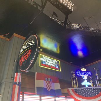 Champs Sports Pub - Sports Bars Near Me - Burbank, California Champs Sports Pub - Sports Bars Near Me - Burbank, California