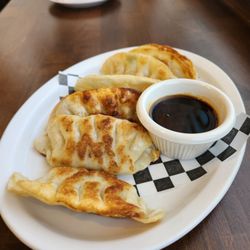 Nou Thai Restaurant - Gyoza or potsticker